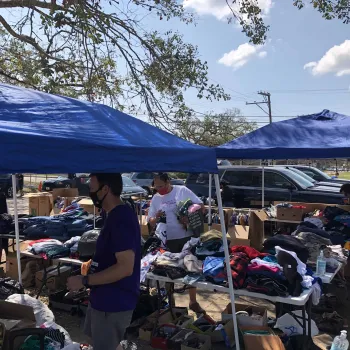 With help from probation staff in the Eastern District of Texas and the Eastern District of Louisiana, a makeshift clothing and household goods giveaway was organized for Western District of Louisiana probation staff and the individuals they supervise. 