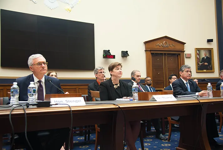 Image: Judges testify at hearing.